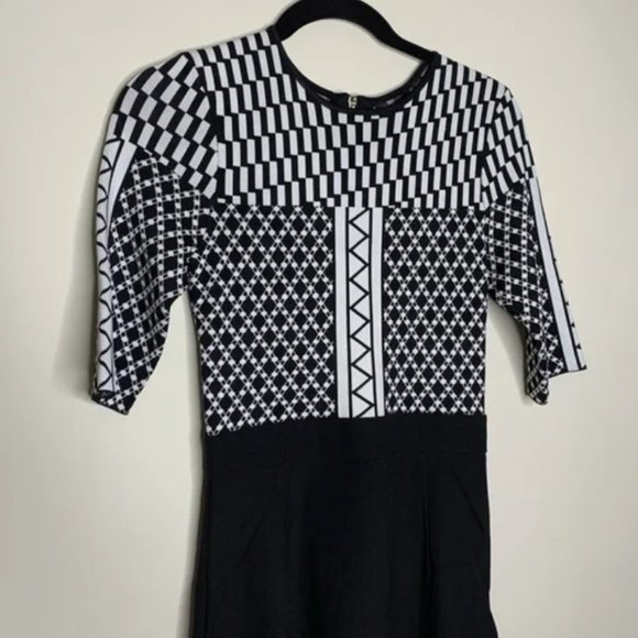 ted baker aggigi tulip skirted bodycon dress in black size 2 nwot - Picture 9 of 11